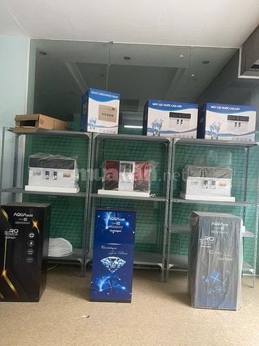 Thanh lý máy lọc nước Ro treo tường,để bàn mới 100%