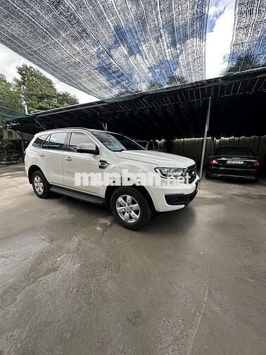 Cần bán ford Everet