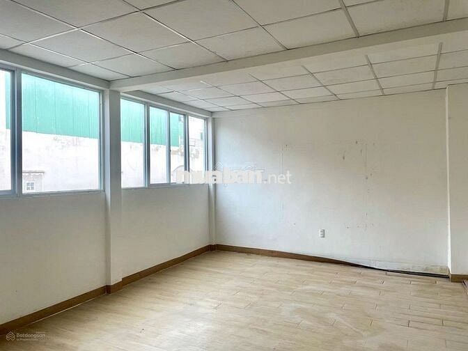 🏠 Nhà Trệt 2 Lầu Trống Suốt 110 Trần Đình Xu Q1, 4.5x22m, Giá 60tr 🔥