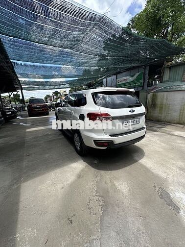 Cần bán ford Everet