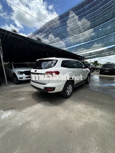 Cần bán ford Everet