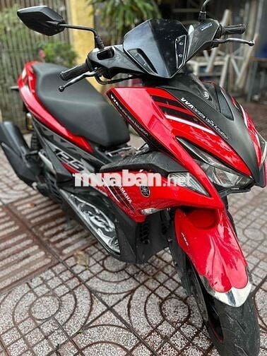 XE CHÍNH CHỦ NVX125 ( GIÁ CÒN GIẢM )