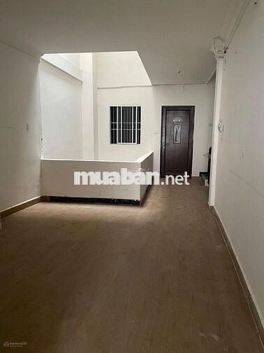 🏠 Nhà Trệt 2 Lầu Trống Suốt 110 Trần Đình Xu Q1, 4.5x22m, Giá 60tr 🔥