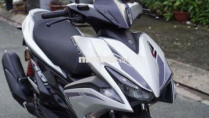 Yamaha NVX 155 ABS Smartkey - Bạc Porche - BSSG