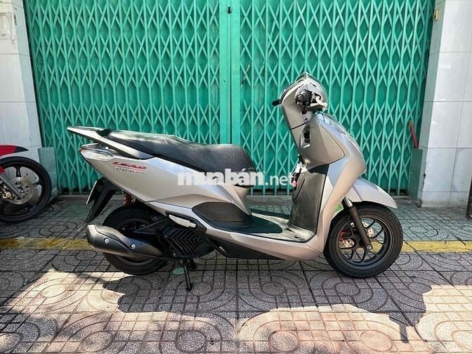 Lead 4val 2022 bạc nhám. Nợ xấu trả 20 nhận xe