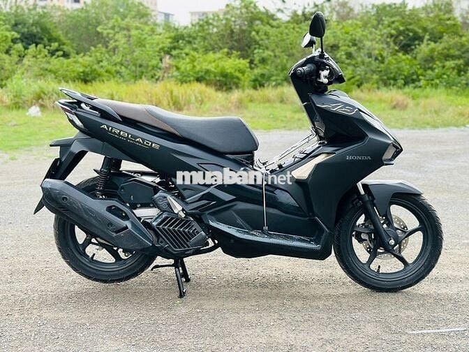 HONDA AIR BLADE 125 FI BẢN ĐEN SẦN KHÓA SMARKEY