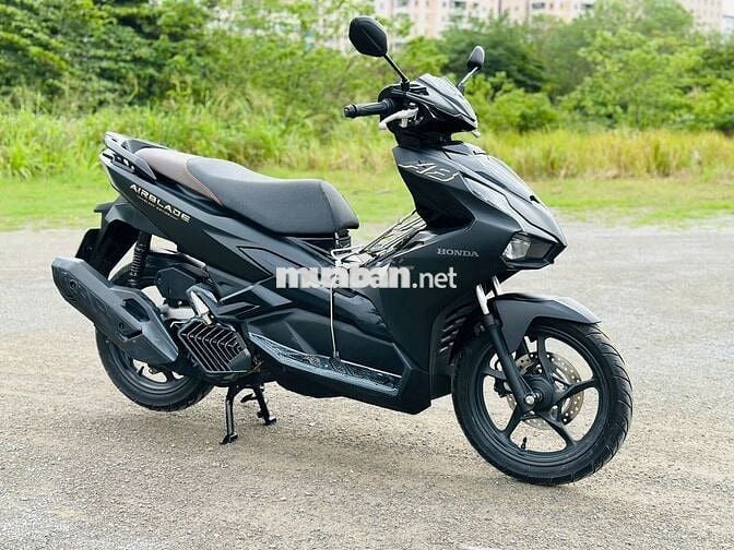 HONDA AIR BLADE 125 FI BẢN ĐEN SẦN KHÓA SMARKEY