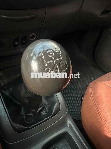 Toyota Innova 2014 E - 124000 km