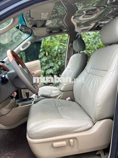 Toyota Fortuner 2011 2.7V - 110000 km