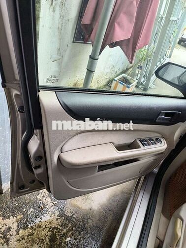 Fordcus 2006 số sàn