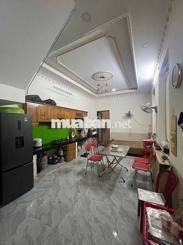 BÁN NHÀ DT 150M2 NGANG 7.5M HXH RA METRO 500M TẠI TRƯỜNG THỌ GIÁ7.9TỶ