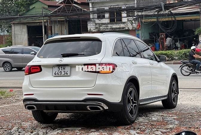 GLC 2020 300 TRÙM MỀN 11,400 km CHECK SAI TẶNG XE
