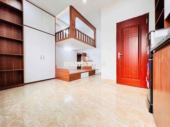 TRỐNG PHÒNG 2 GIƯỜNG FULL NỘI THẤT TẠI GIÁP NHẤT NGÃ TƯ SỞ LÁNG