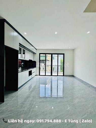 * CẦN BÁN NHÀ TRUNG TÂM HAI BÀ TRƯNG - NHÀ MỚI TINH - 6 TẦNG THANG MÁY