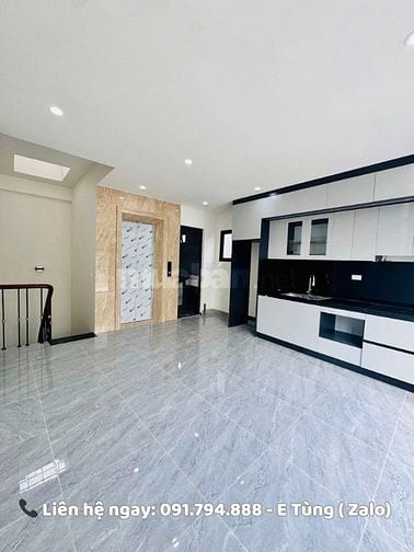 * CẦN BÁN NHÀ TRUNG TÂM HAI BÀ TRƯNG - NHÀ MỚI TINH - 6 TẦNG THANG MÁY
