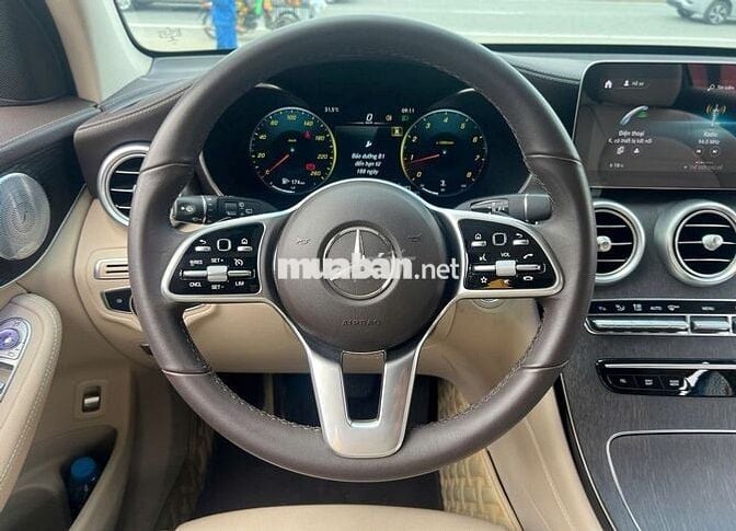 GLC 2020 300 TRÙM MỀN 11,400 km CHECK SAI TẶNG XE