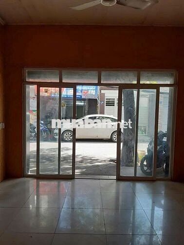 CHO THUÊ NHÀ MẶT ĐƯỜNG GẦN ĐH DÂN LẬP