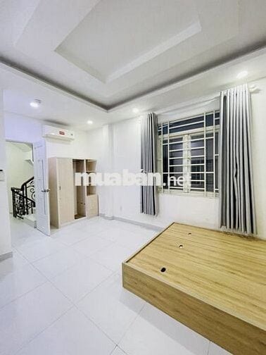 HIếm bán nhà HXH khu phân lô VIP Phan Xích Long Phú Nhuận 5 tầng 4PN