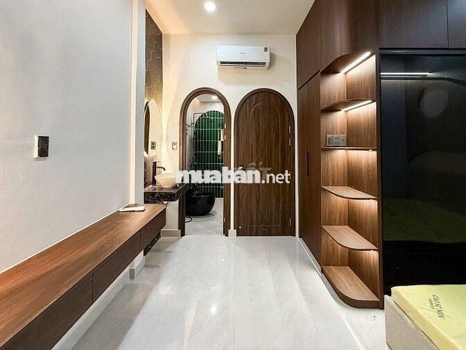 Hẻm HXH Phan Xích Long 4,5m x 10m 2 tàng 3PN nhà mới sẵn nội thất