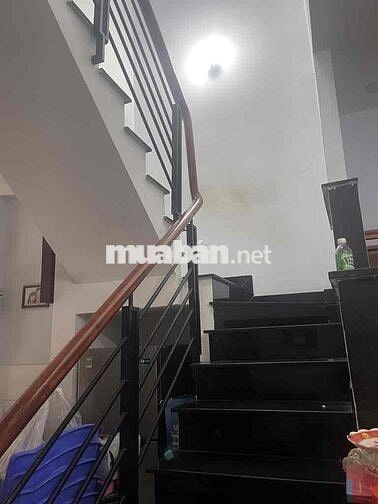 MTKD giáp Lê Văn Quới- DT:4,1x12 - đường xe tải - đúc 2 tầng - Chỉ 4.x