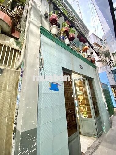 Nhà ngang 4,2m gần vòng xoay Lăng Cha Cả – Hoàng Văn Thụ, P.4 – 3.8 tỷ