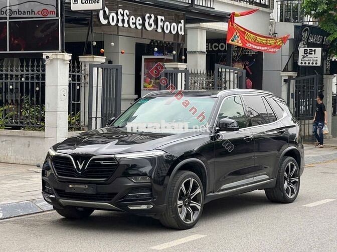 vinfast lux SA 2022 bản premium