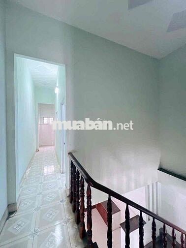 BÁN NHÀ 1 TRỆT 1 Lầu - MẠT TIỀN  ĐƯỜNG NHỰA THÔNG THOÁNG