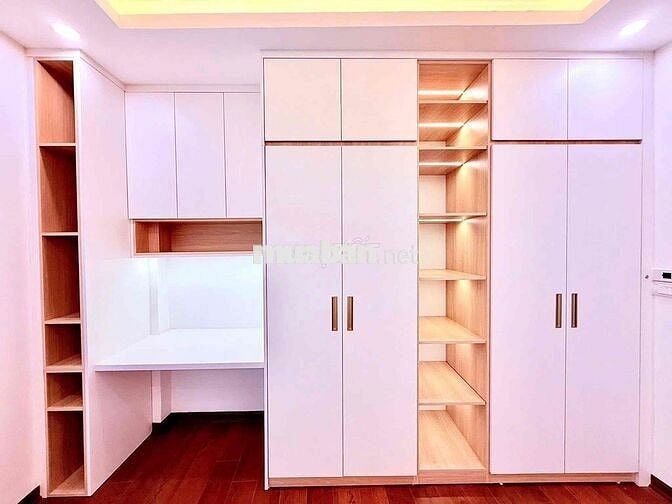 Tôi cần bán căn nhà Phố VĂN CHƯƠNG 40m 6tẩng xây mới thang máy hơn 9ty