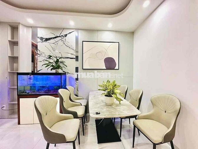 Tôi cần bán căn nhà Phố VĂN CHƯƠNG 40m 6tẩng xây mới thang máy hơn 9ty