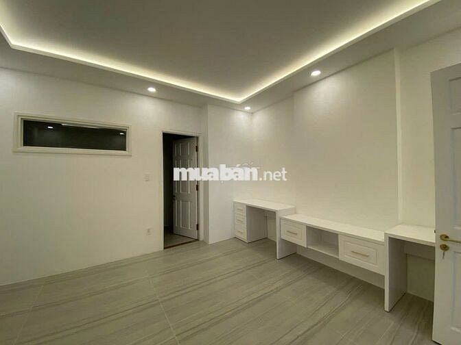 CHO THUÊ NHÀ MẶT TIỀN NGÃ TƯ TRẦN QUANG KHẢI & HAI BÀ TRƯNG• Q1