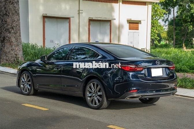 Mazda 6 2023 Premium 2.0 AT