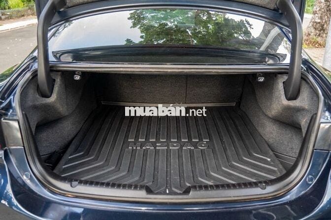 Mazda 6 2023 Premium 2.0 AT