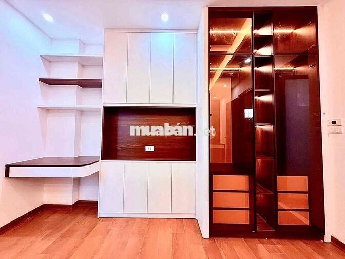 Tôi cần bán căn nhà Phố VĂN CHƯƠNG 40m 6tẩng xây mới thang máy hơn 9ty