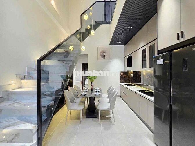 Nhà.2 tầng 2 mê đẹp funl nội thất