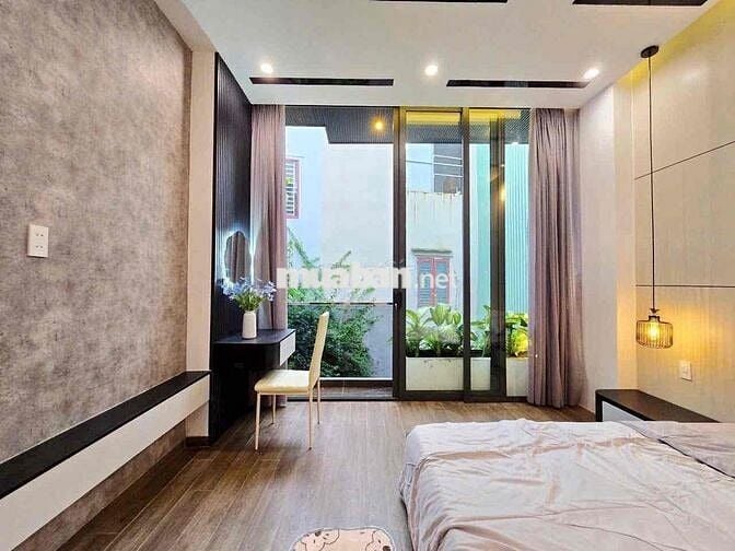 Nhà.2 tầng 2 mê đẹp funl nội thất