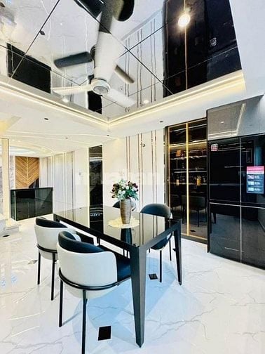 Bán gấp nhà đường Trần Quốc Thảo, p6, Q3. Giá 3,8tỷ. Hẻm xe hơi.68m2