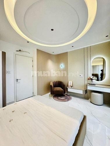 Bán gấp nhà đường Trần Quốc Thảo, p6, Q3. Giá 3,8tỷ. Hẻm xe hơi.68m2