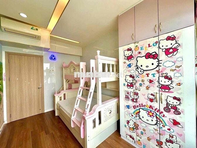 Cho thuê căn hộ 2 phòng ngủ. chung cư Golden Mansion. Gần sân bay TSN