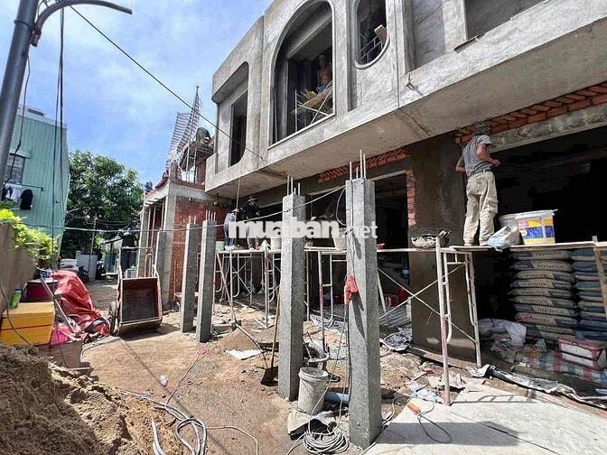 Nhà.2 tầng 2 mê đẹp funl nội thất
