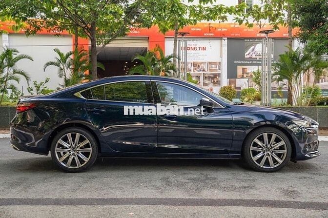 Mazda 6 2023 Premium 2.0 AT