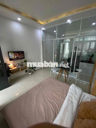 CHDV 40m2 NGAY TRUNG TÂM QUẬN 10_TÁCH BẾP_FULL NT MÁY GIẶT RIÊNG