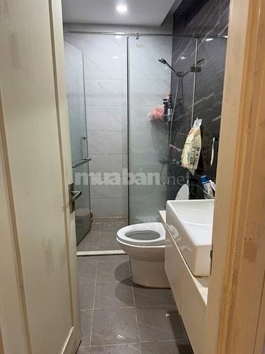 Cho thuê nhà ngõ 274 Ngọc Lâm 40m2 x 4T giá 6tr/th