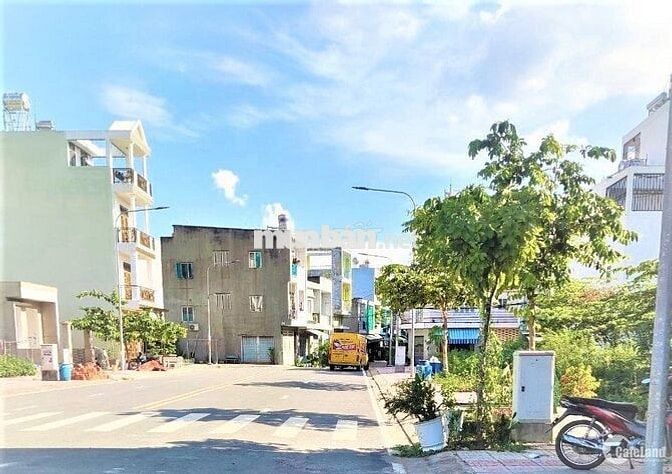 Gia đình bán lô đất 6 x 21 126m2  thổ cư tại Củ Chi. Vị trí rất đẹp.