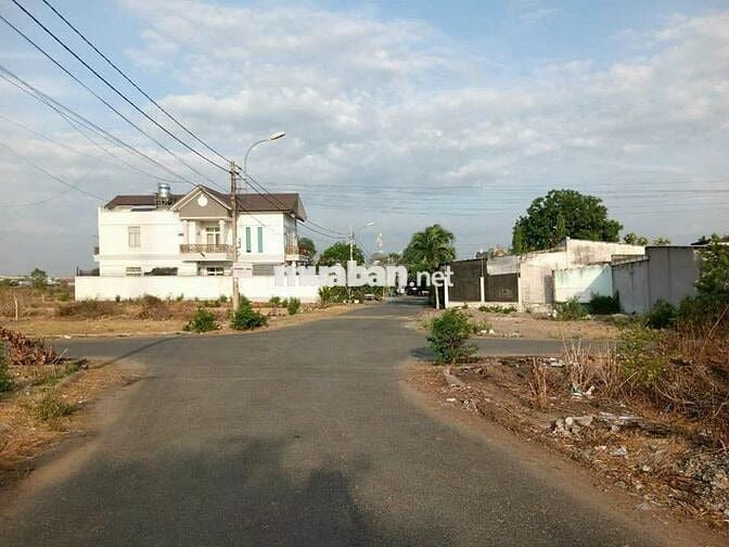 CẦN TIỀN BÁN NHANH LÔ ĐẤT 114M2, LÊ MINH NHỰT, TÂN AN HỘI, 680TR