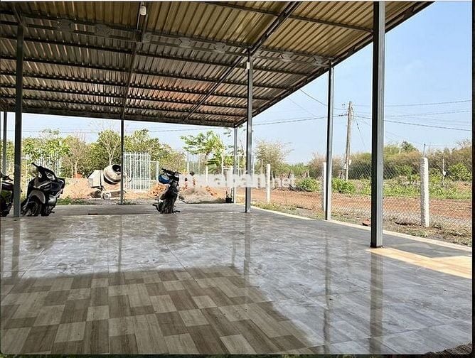 CHO THUÊ NHÀ NGUYÊN CĂN – DIỆN TÍCH LỚN – PHÙ HỢP Ở HOẶC LÀM KHO