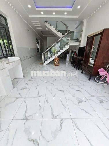 Nhà Biệt thự sân vườn gần chợ Xóm Vắng Vincom550 p. Dĩ An