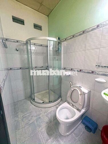 NHÀ 1 TRÊT 1 LẦU - MẶT TIỀN VỊ TRÍ SIÊU HOT - GẦN BẾN NINH KIỀU