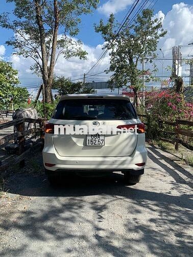 Toyota Fortuner 2019 2.4G 4x2 MT - 110000 km