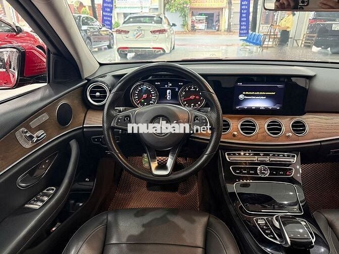 Mercedes Benz E Class 2017 E200