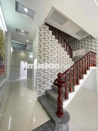 Nhà lầu 2 phòng 2 máy lạnh KDC Thới Nhựt